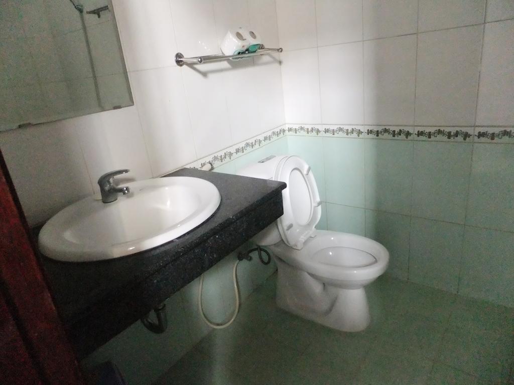 Eena Hotel Da Nang Buitenkant foto